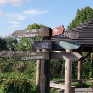 houten routepaal