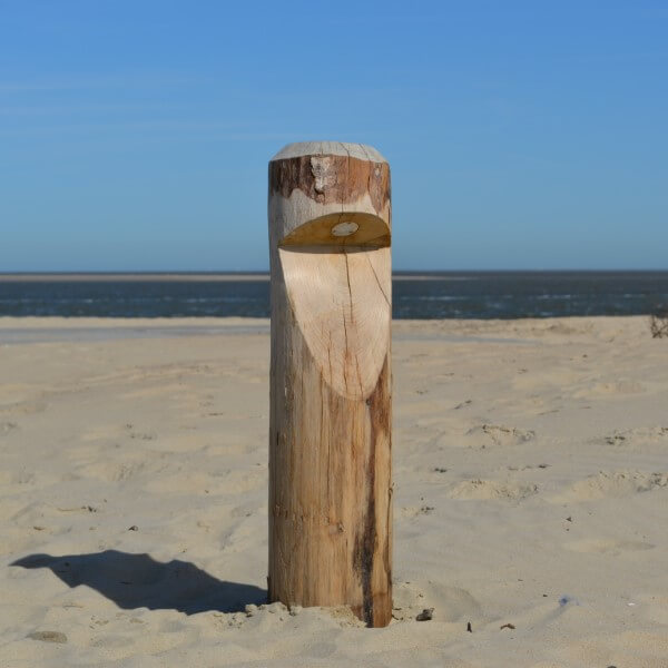 Ronde houten padverlichting kastanjehout strand